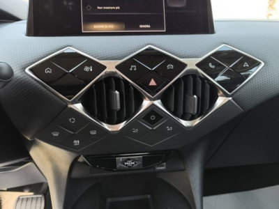 Ds DS 3 1.2 puretech Bastille Business 130cv auto (11)
