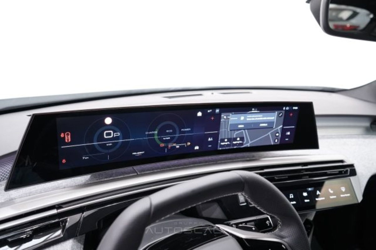 Peugeot 3008 1.2 hybrid GT 145cv e-dcs6 (16)