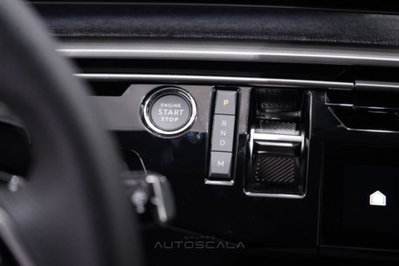 Peugeot 3008 1.2 hybrid GT 145cv e-dcs6 (18)