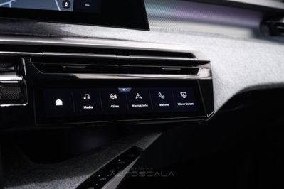 Peugeot 3008 1.2 hybrid GT Exclusive 145cv e-dcs6 (17)