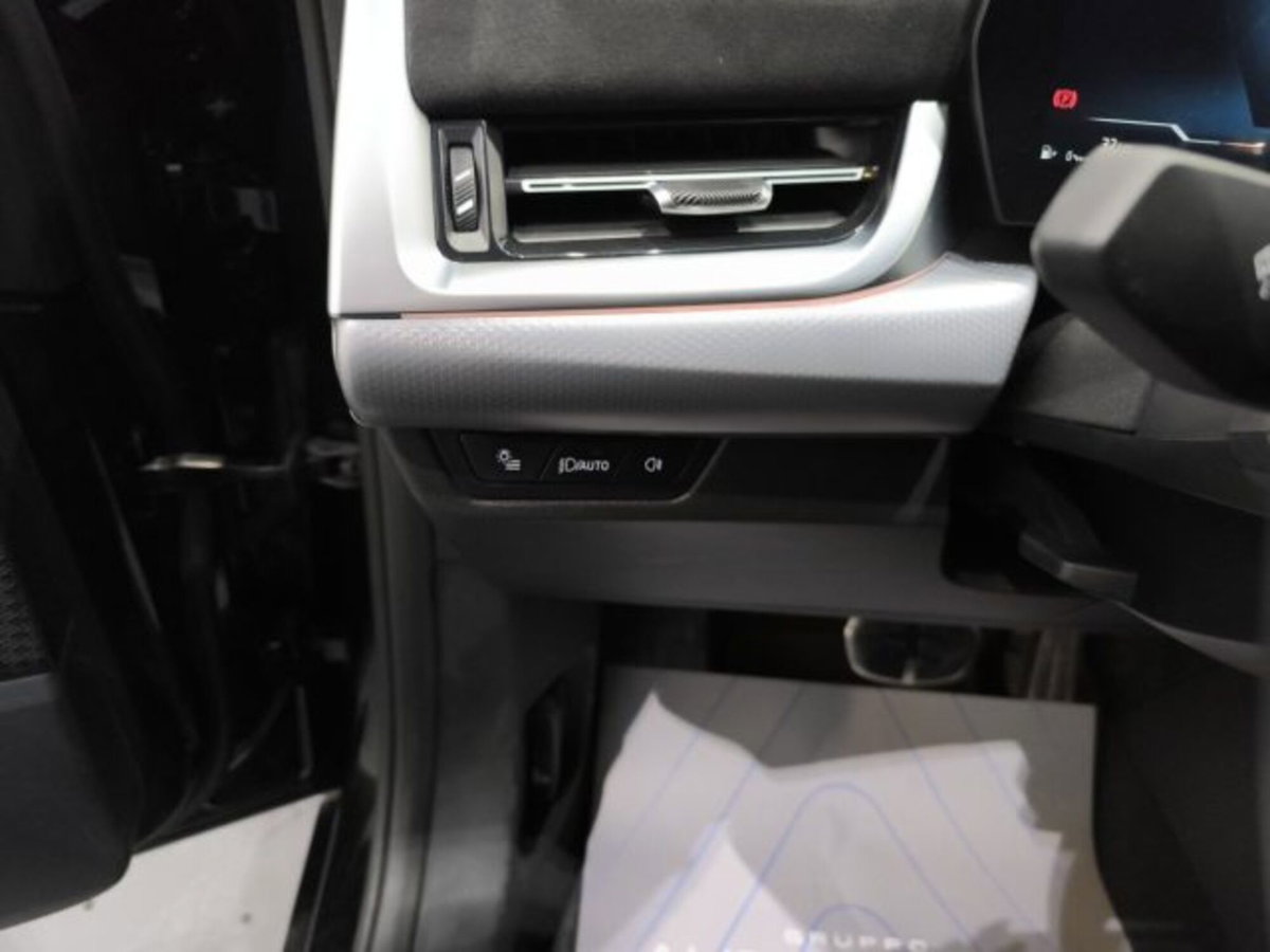 BMW X1 sDrive 18d Msport (11)