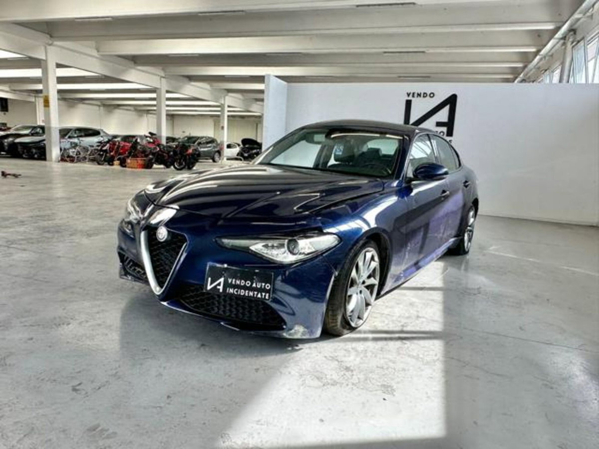 Alfa Romeo Giulia 2.2 Turbodiesel 150 CV AT8 Super (3)