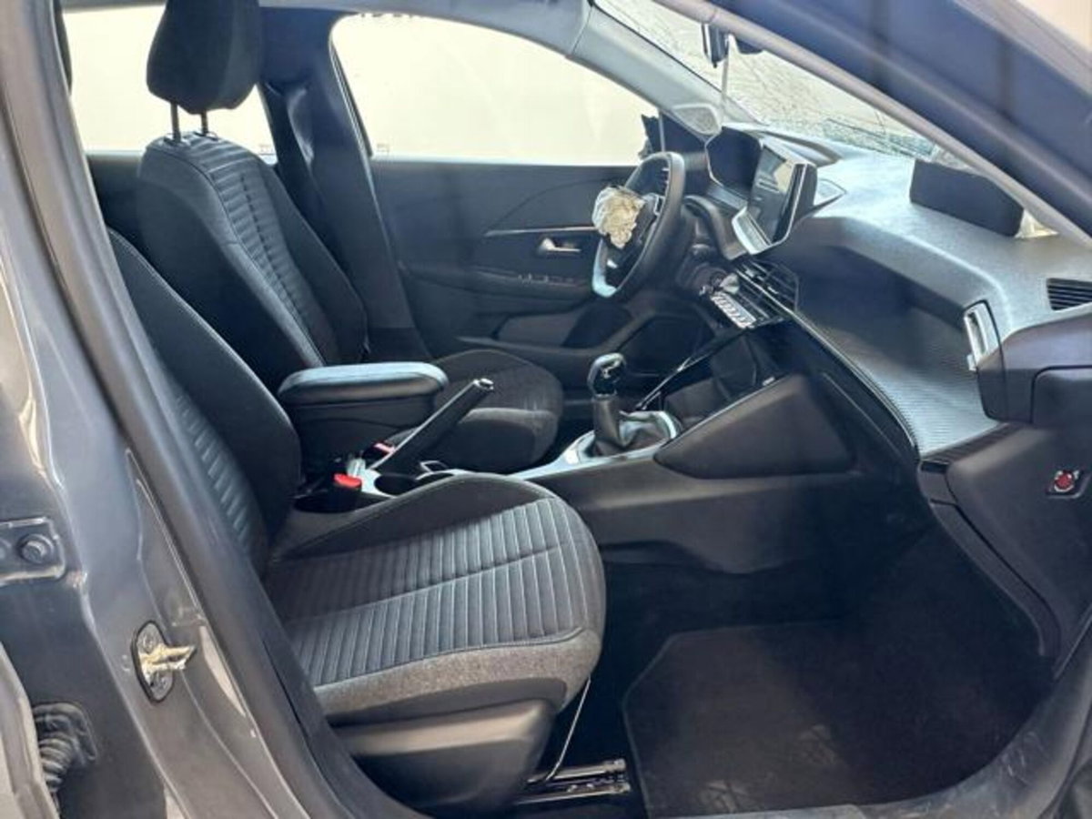 Peugeot 208 1.2 puretech Active s&s 75cv (11)