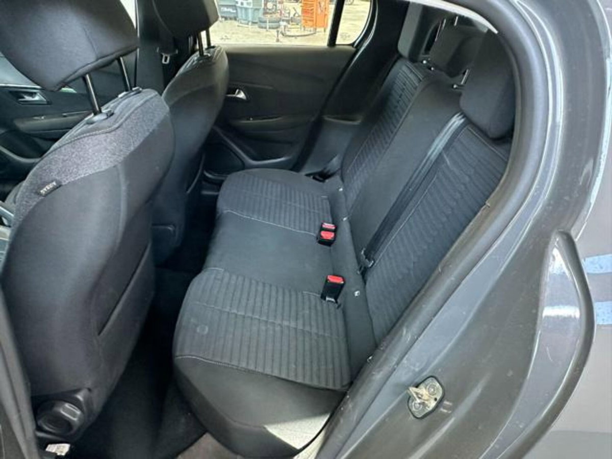 Peugeot 208 1.2 puretech Active s&s 75cv (12)