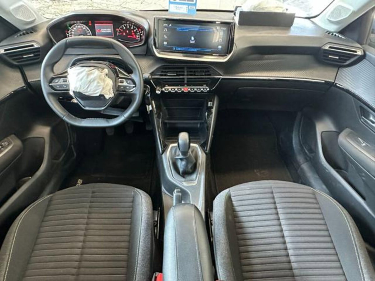 Peugeot 208 1.2 puretech Active s&s 75cv (14)