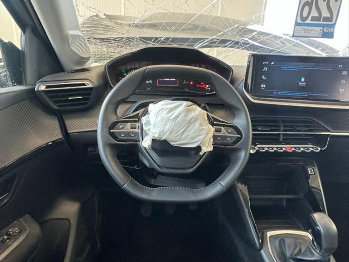 Peugeot 208 1.2 puretech Active s&s 75cv (15)