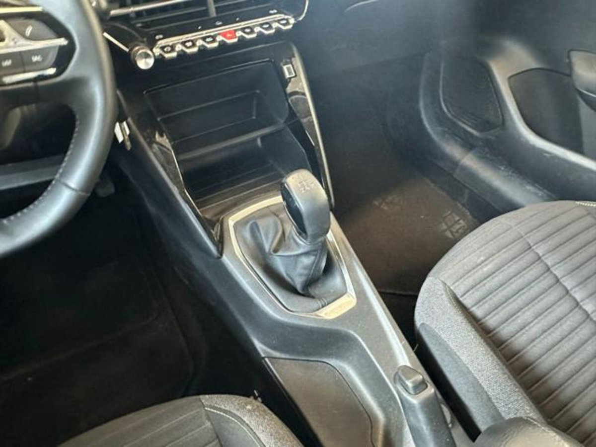 Peugeot 208 1.2 puretech Active s&s 75cv (17)