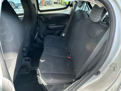 Peugeot 108 72 5 porte Active (12)