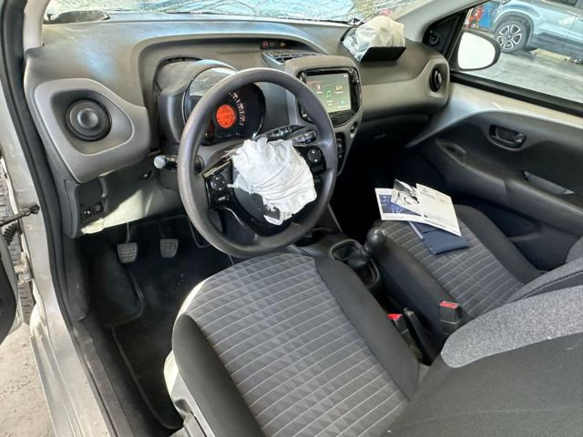 Peugeot 108 72 5 porte Active (13)