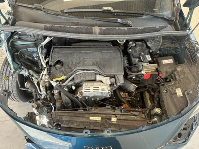 Peugeot 3008 1.2 hybrid 48V Active Pack 136cv e-dcs6 (10)