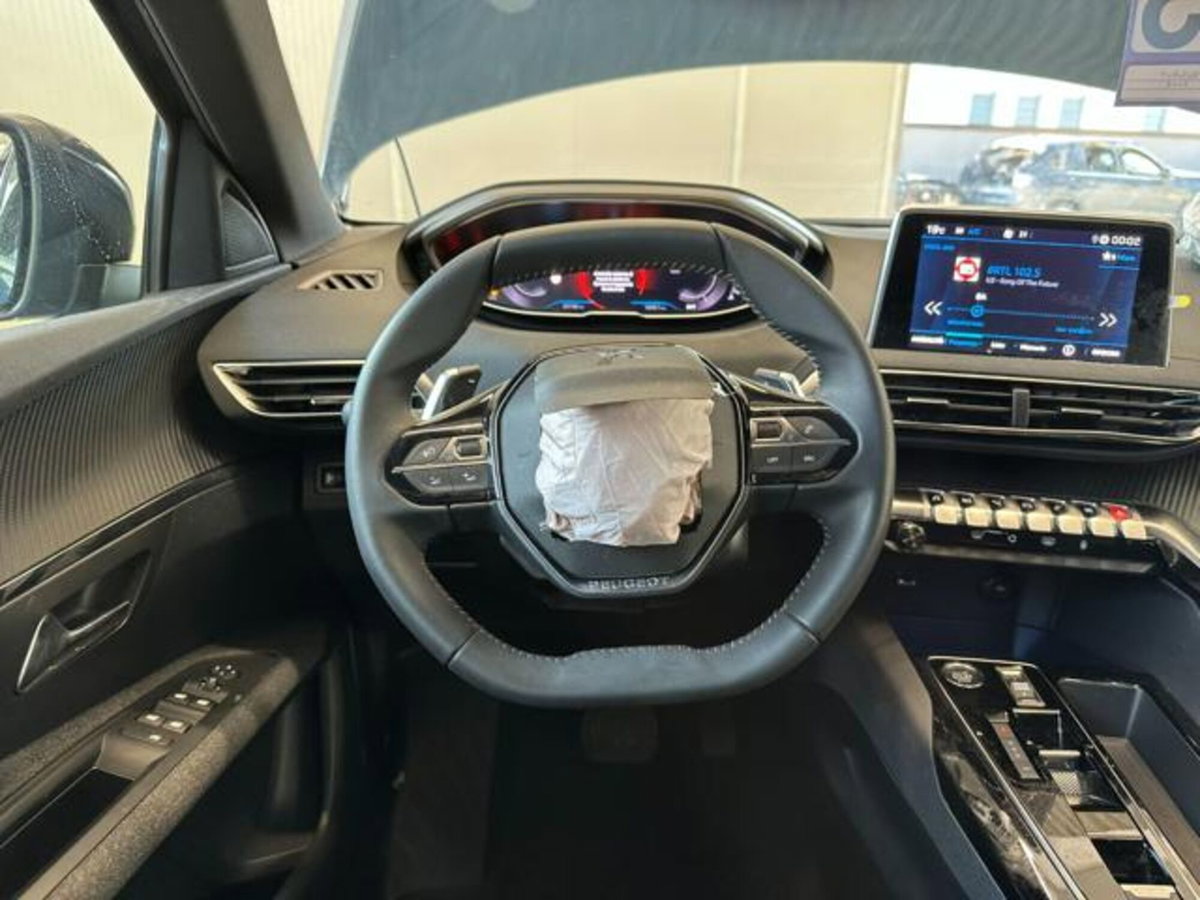 Peugeot 3008 1.2 hybrid 48V Active Pack 136cv e-dcs6 (15)