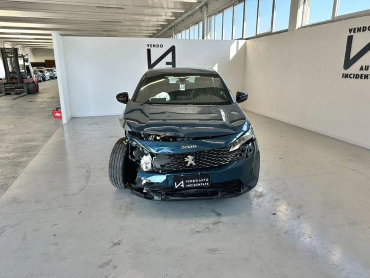 Peugeot 3008 1.2 hybrid 48V Active Pack 136cv e-dcs6 (2)