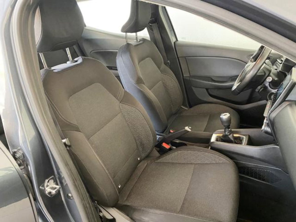 Renault Clio TCe 100 CV 5 porte Edition One (8)