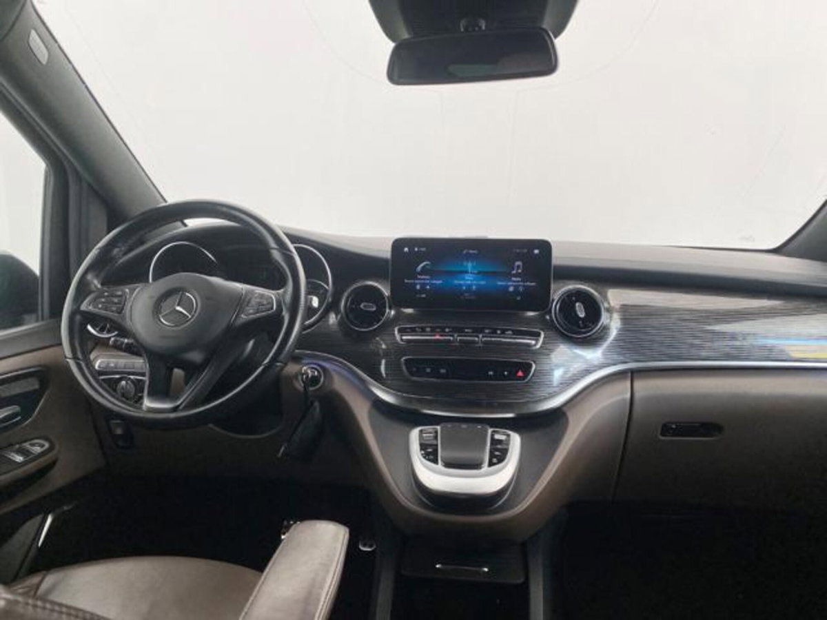 Mercedes-Benz Classe V Extralong 300 d Exclusive 4matic auto (7)