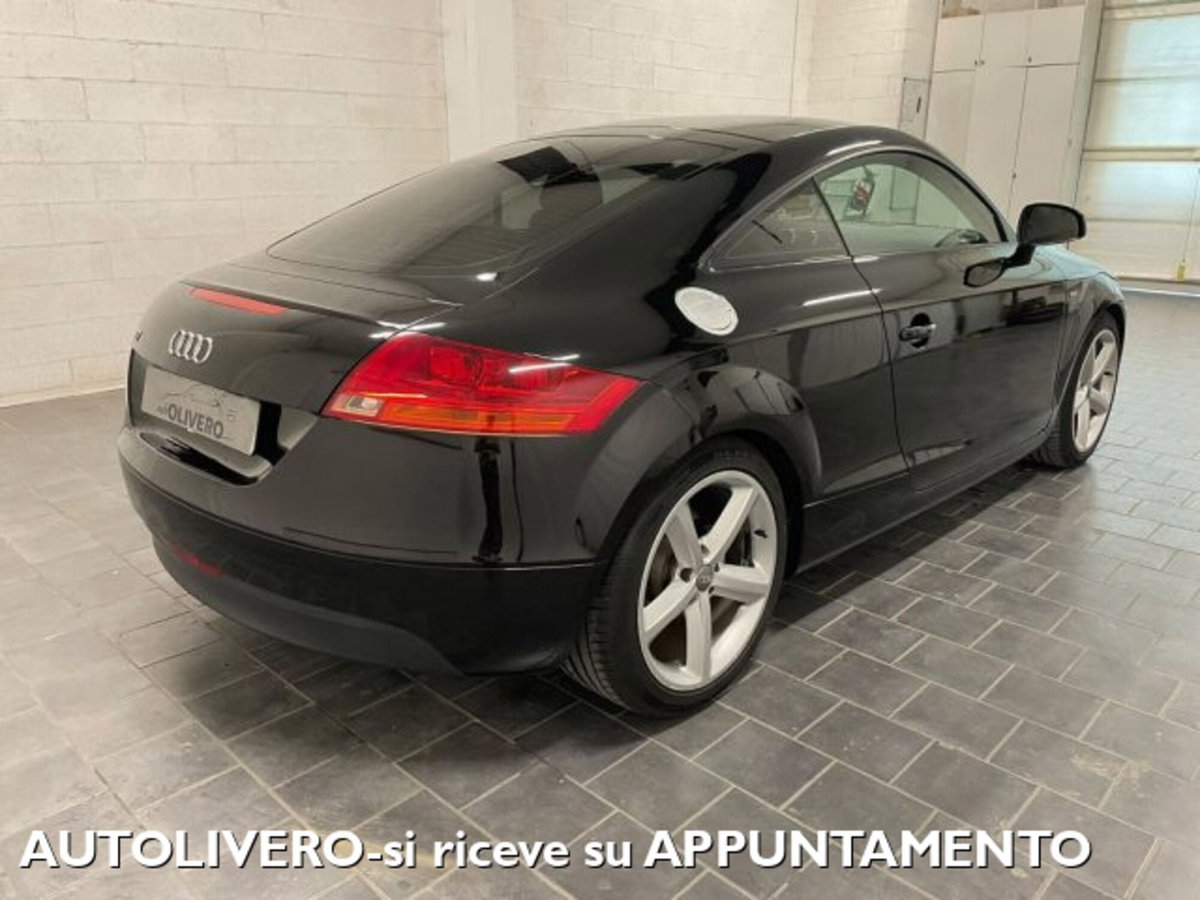 Audi TT Coupé 2.0 TFSI (4)