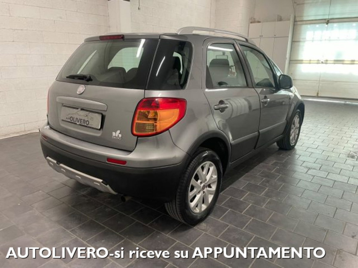 Fiat Sedici 2.0 MJT 16V DPF 4x4 Emotion (4)