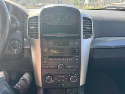 Chevrolet Captiva 2.0 VCDi LS (12)