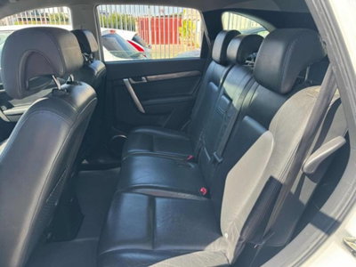 Chevrolet Captiva 2.0 VCDi LS (14)