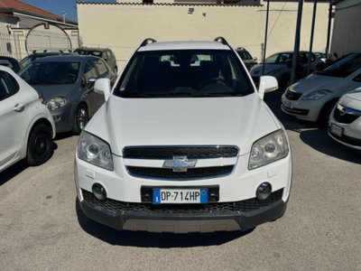 Chevrolet Captiva 2.0 VCDi LS (2)