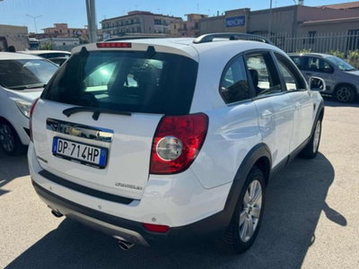 Chevrolet Captiva 2.0 VCDi LS (4)