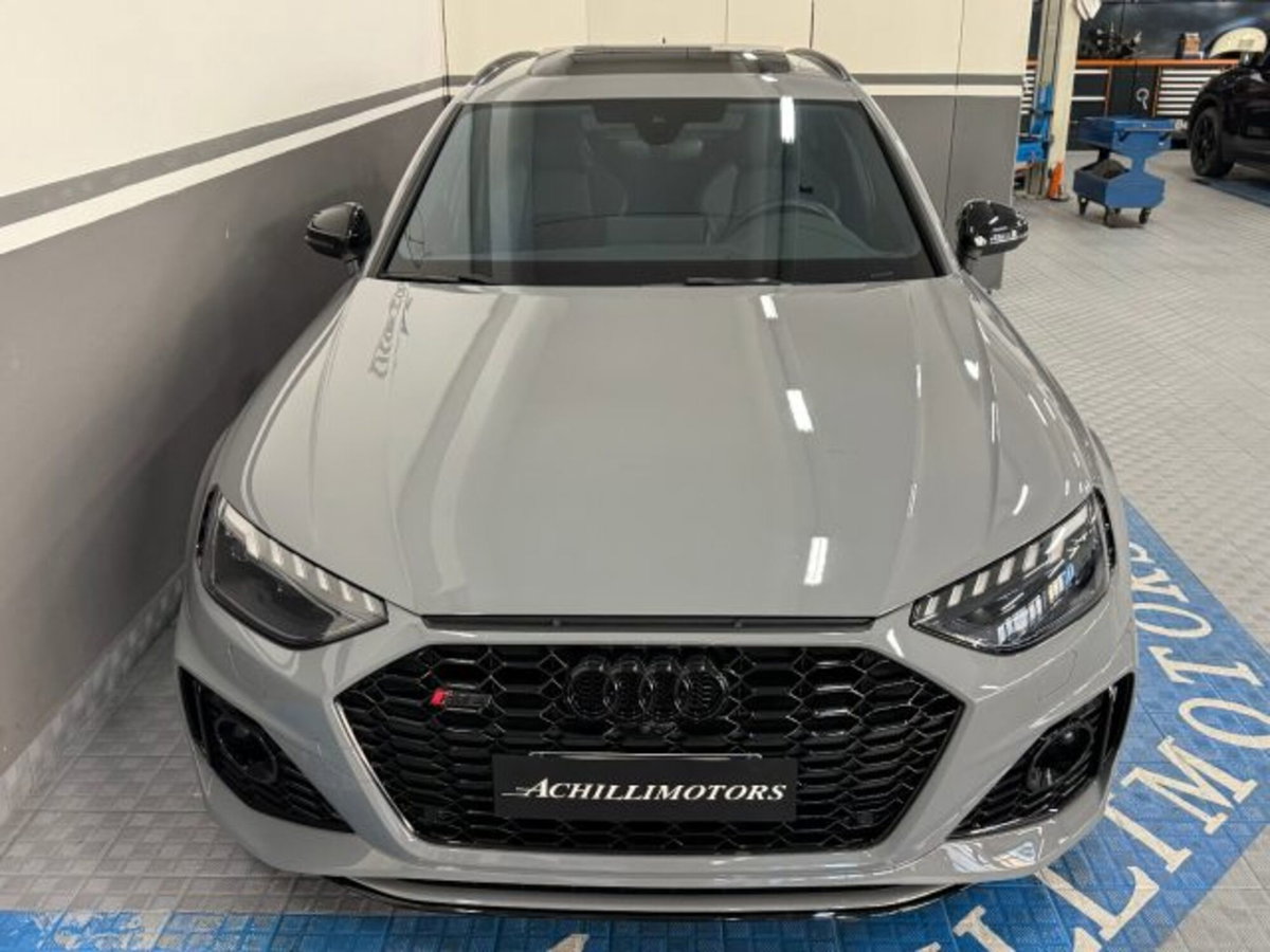 Audi RS 4 Avant 2.9 tfsi competition plus quattro 450cv tiptronic (3)
