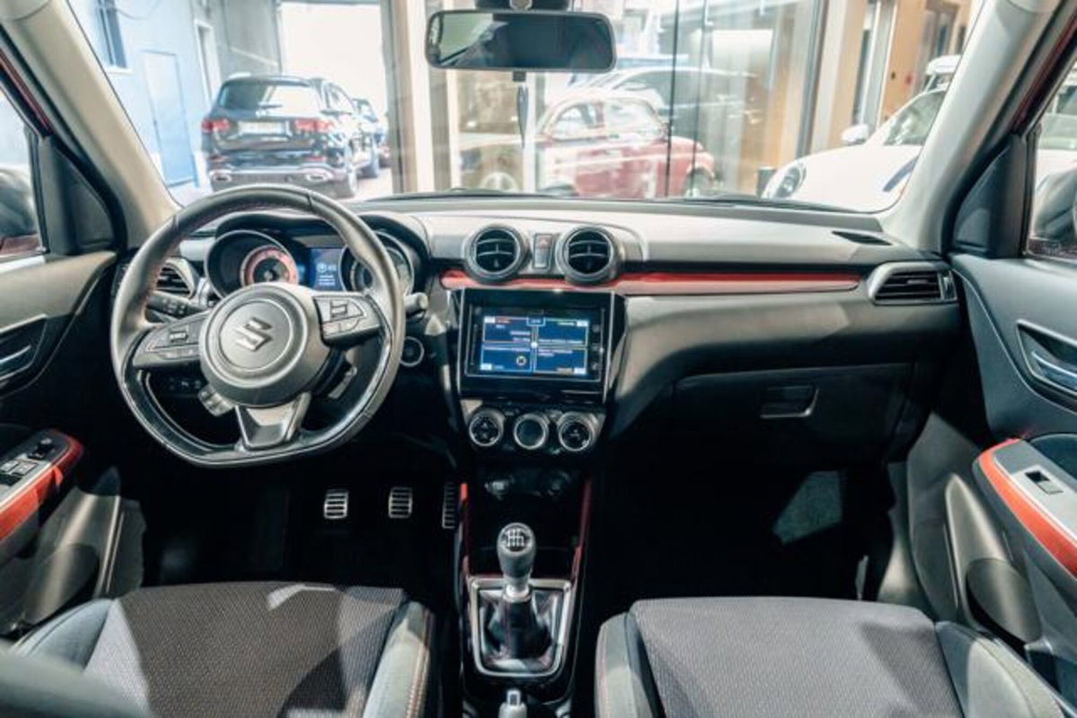 Suzuki Swift 1.4h Sport 2wd (10)
