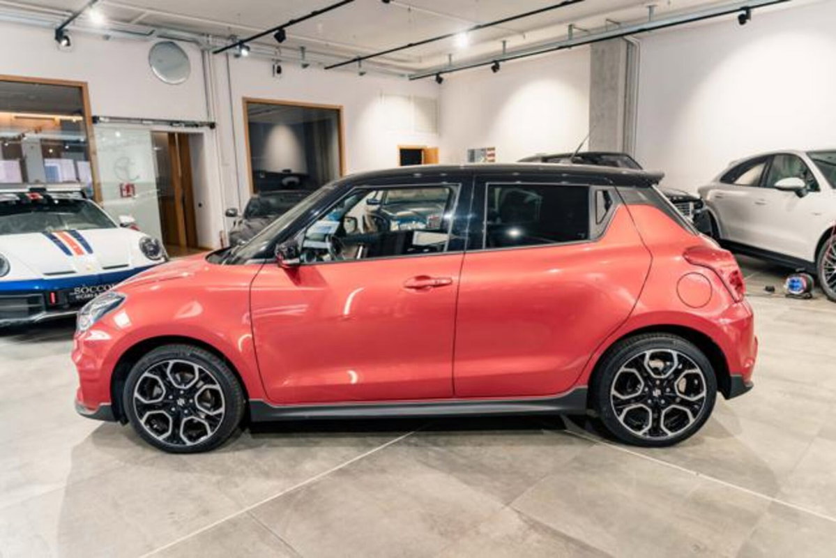 Suzuki Swift 1.4h Sport 2wd (4)