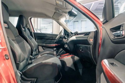 Suzuki Swift 1.4h Sport 2wd (8)