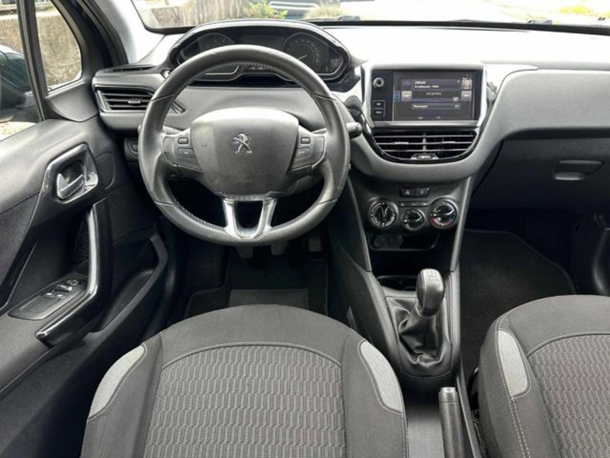 Peugeot 208 68 5 porte Active (13)