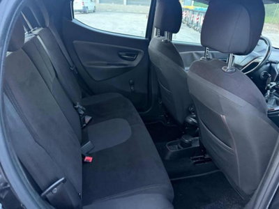 Lancia Ypsilon 1.2 69 CV 5 porte GPL Ecochic Silver (5)
