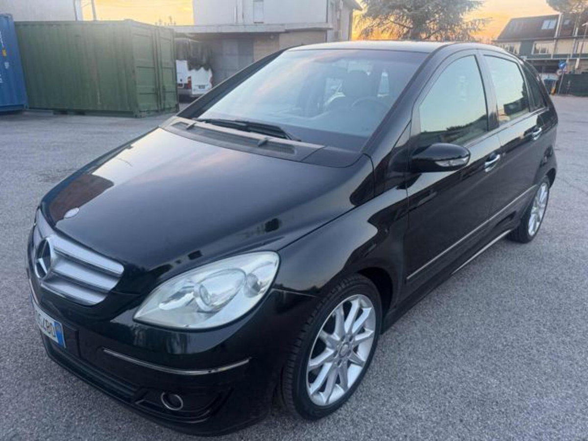 Mercedes-Benz Classe B 180 CDI Sport (15)