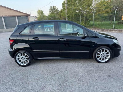 Mercedes-Benz Classe B 180 CDI Sport (17)