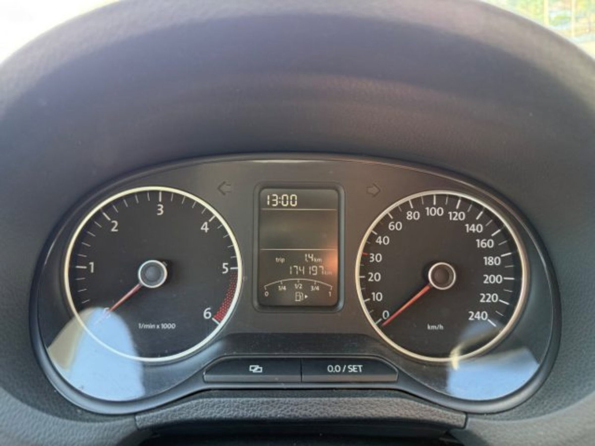Volkswagen Polo 1.2 TDI DPF 5 p. Comfortline (14)