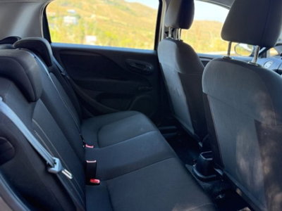 Fiat Punto 1.3 MJT II S&S 95 CV 5 porte Lounge (16)