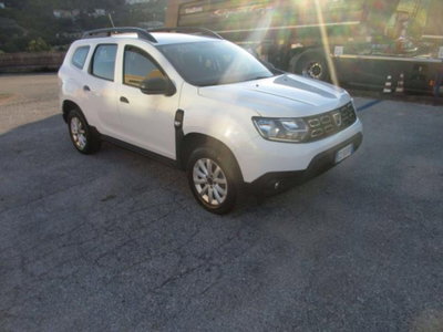 Dacia Duster 1.0 TCe 100 CV ECO-G 4x2 Essential (2)