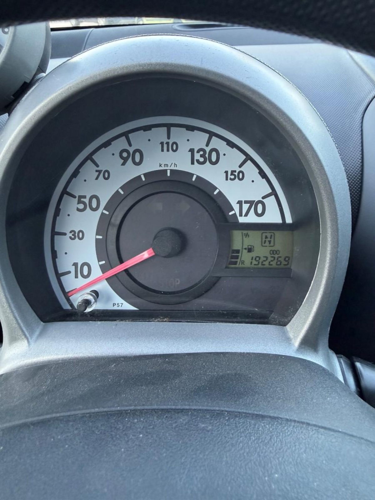 Toyota Aygo 1.0 12V VVT-i 5 porte Sol Connect MMT (13)