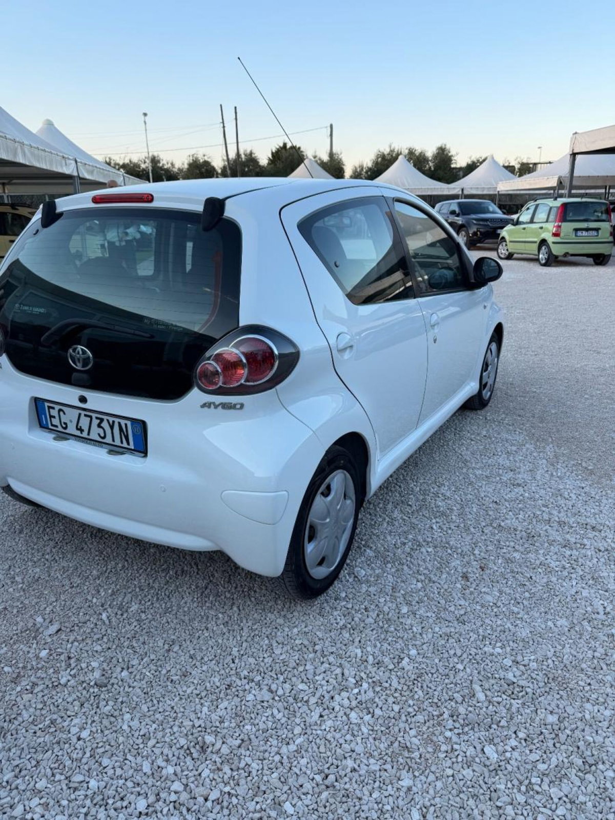 Toyota Aygo 1.0 12V VVT-i 5 porte Sol Connect MMT (6)