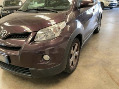 Toyota Urban Cruiser Cruiser 1.D-4D AWD (2)