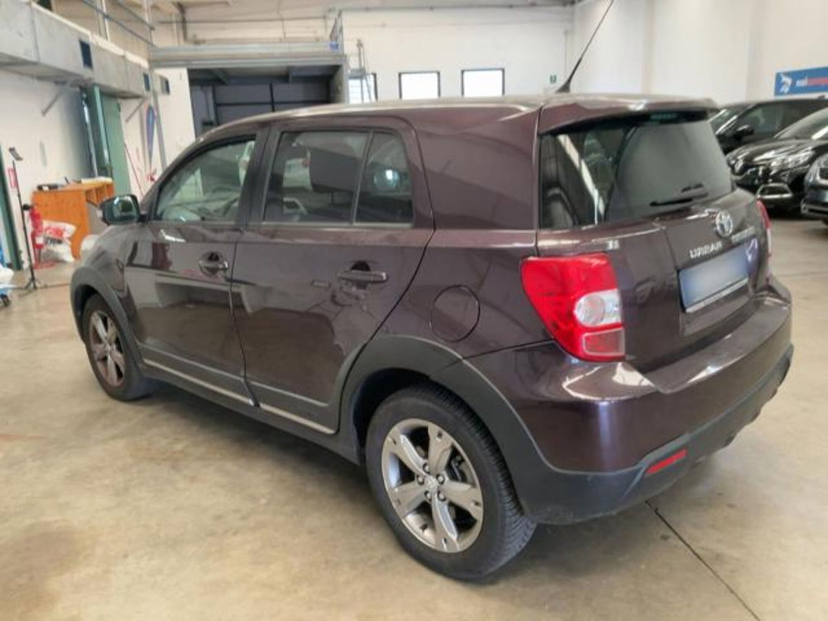 Toyota Urban Cruiser Cruiser 1.D-4D AWD (7)