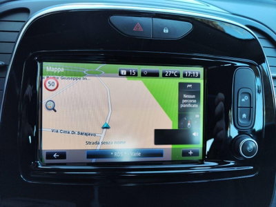 Renault Captur dCi 8V 90 CV EDC Start&Stop Energy Initiale Paris (10)