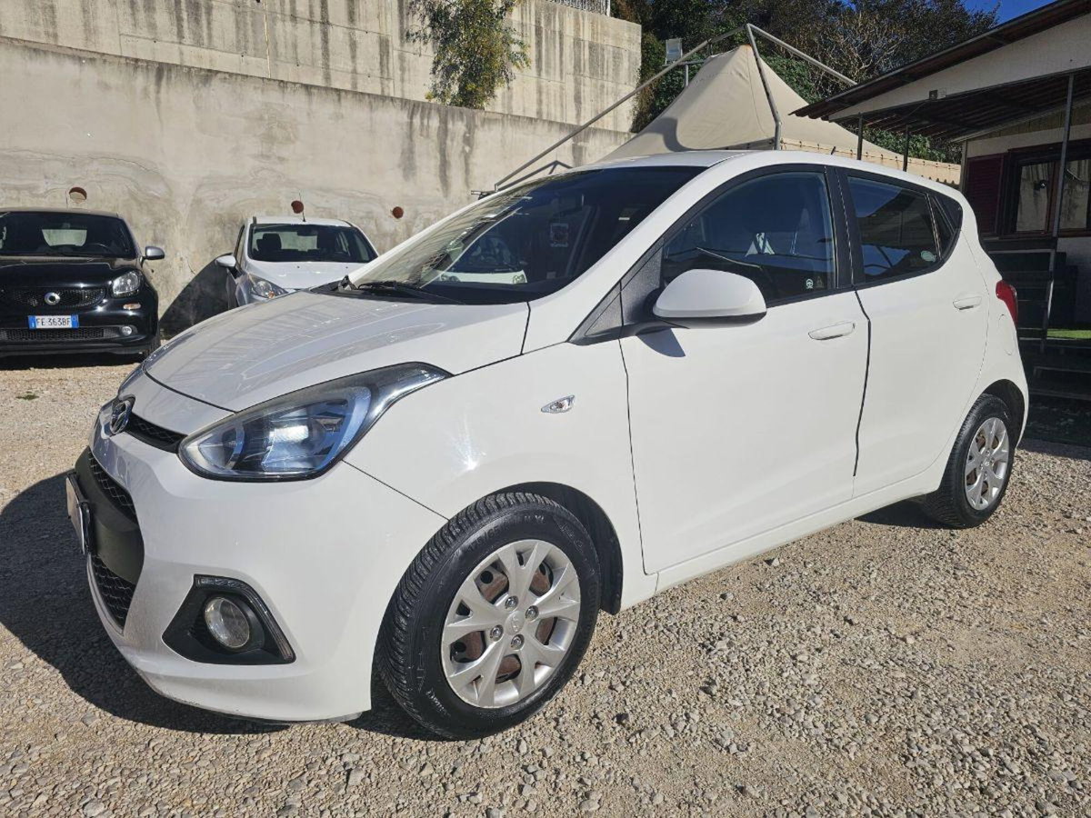 Hyundai i10 1.0 LPGI Econext Login (3)