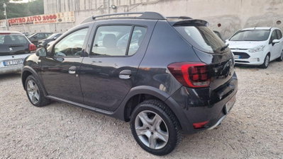 Dacia Sandero 0.9 TCe 12V T-GPL 90CV Start&Stop SS Ambiance Family (4)