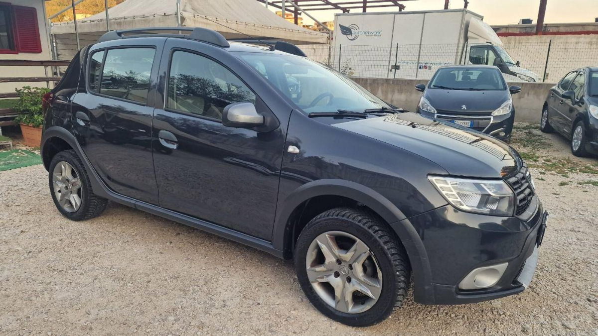 Dacia Sandero 0.9 TCe 12V T-GPL 90CV Start&Stop SS Ambiance Family (8)