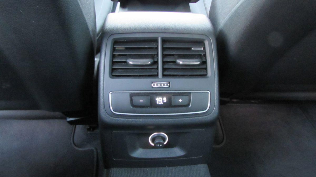 Audi A4 Allroad 2.0 TDI (12)