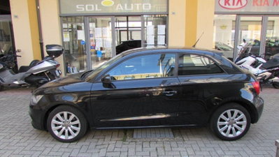 Audi A1 1.6 TDI 105 CV Attraction (2)
