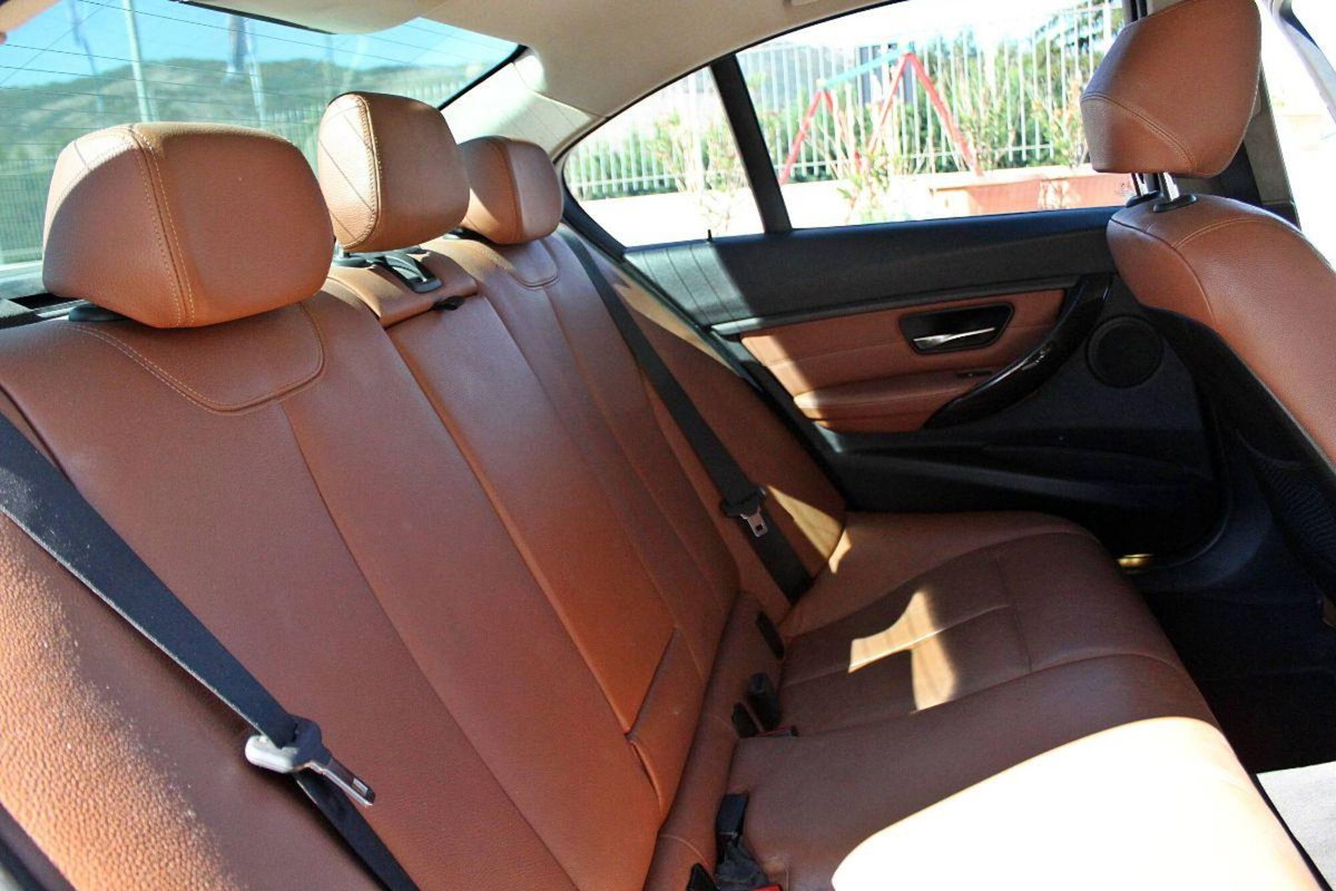 BMW Serie 3 320d cat Futura (18)