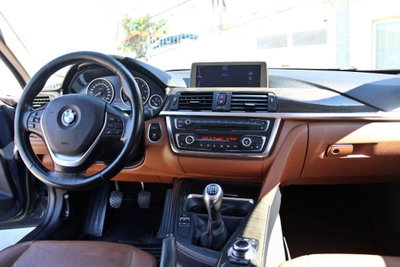BMW Serie 3 320d cat Futura (19)
