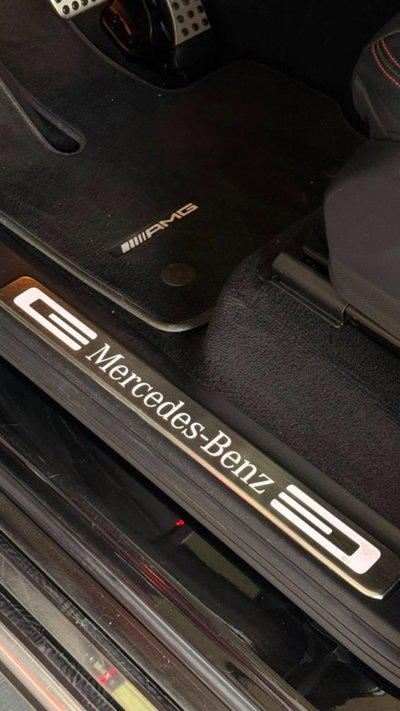 Mercedes-Benz Classe G 350 d Premium Plus (19)