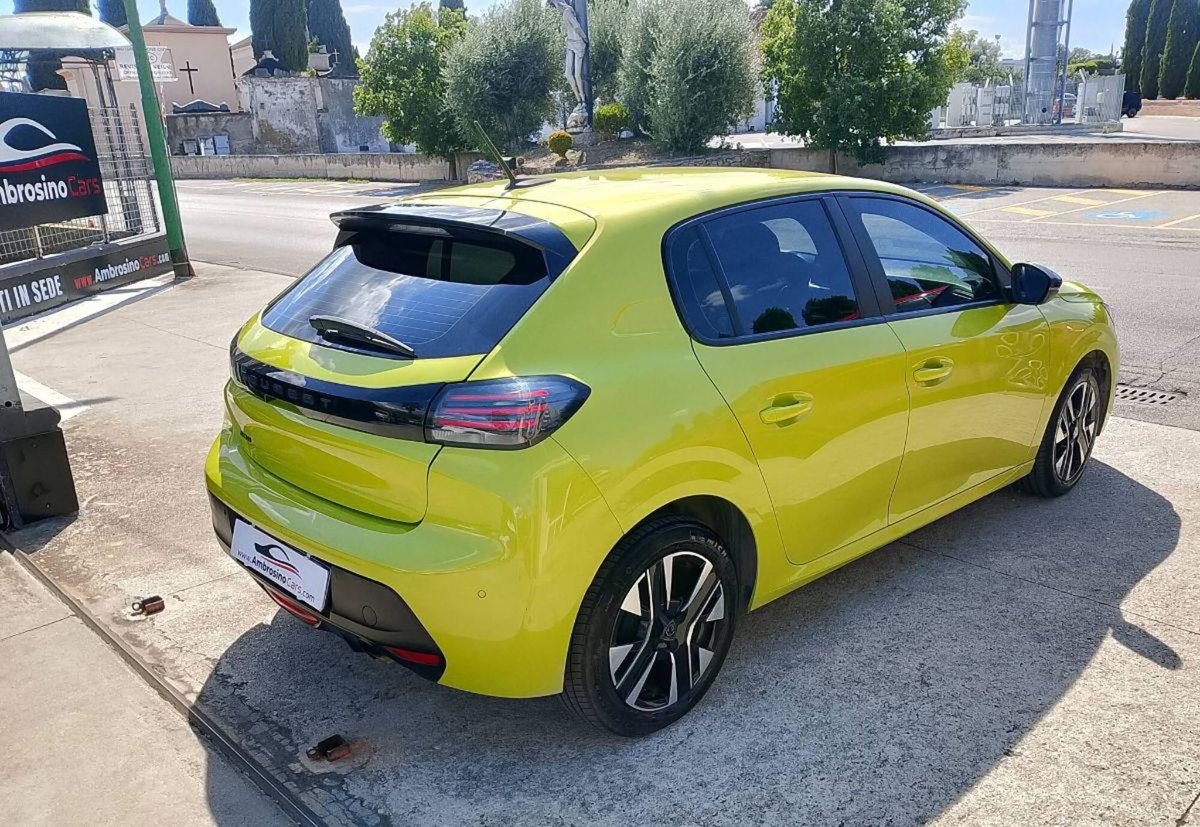 Peugeot 208 PureTech 100 Stop&Start 5 porte GT Line (3)