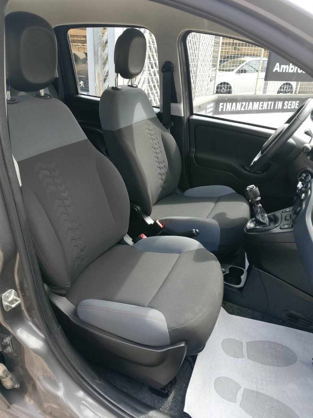 Fiat Panda 1.2 Connected by Wind (10)